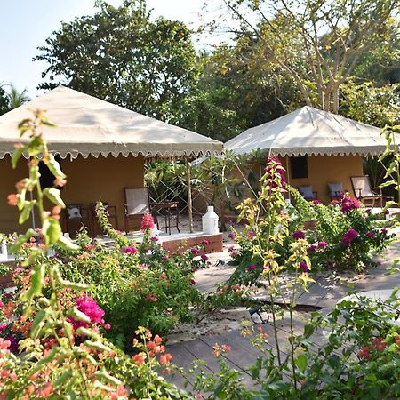 Saffronstays Stella Maris - Luxury Beach Front Villa Near Redi Beach Querim Exterior foto